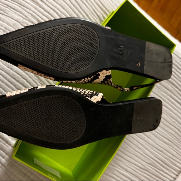 Zara Womens 7.5 Balletcore Snake Print Vegan Leather Pointed Toe Slingback Flats - Picture 3 of 3